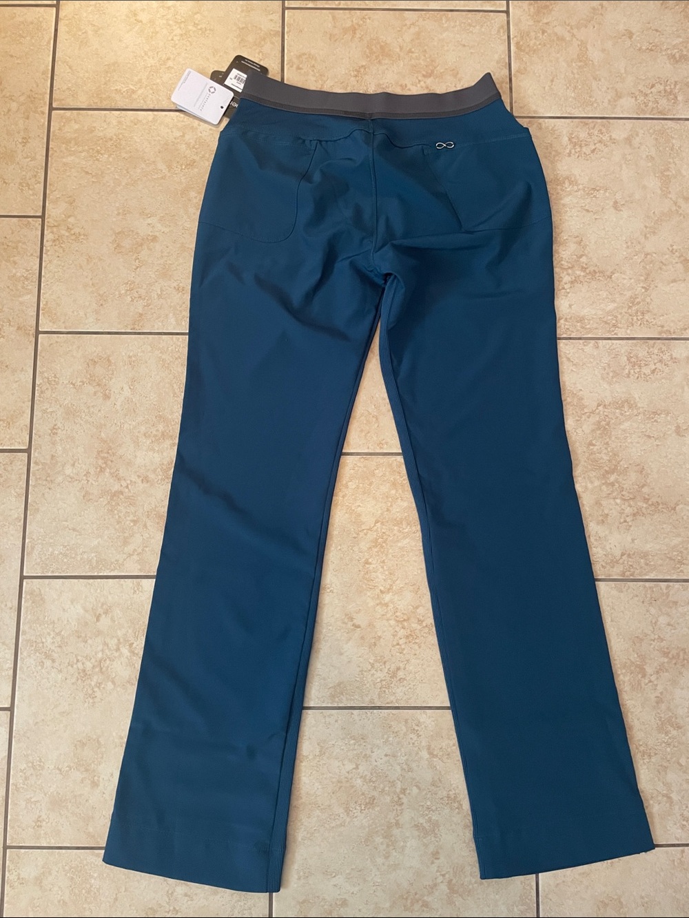 Cherokee Infinity Women’s Scrub Pants Size XS - Picture 6 of 6